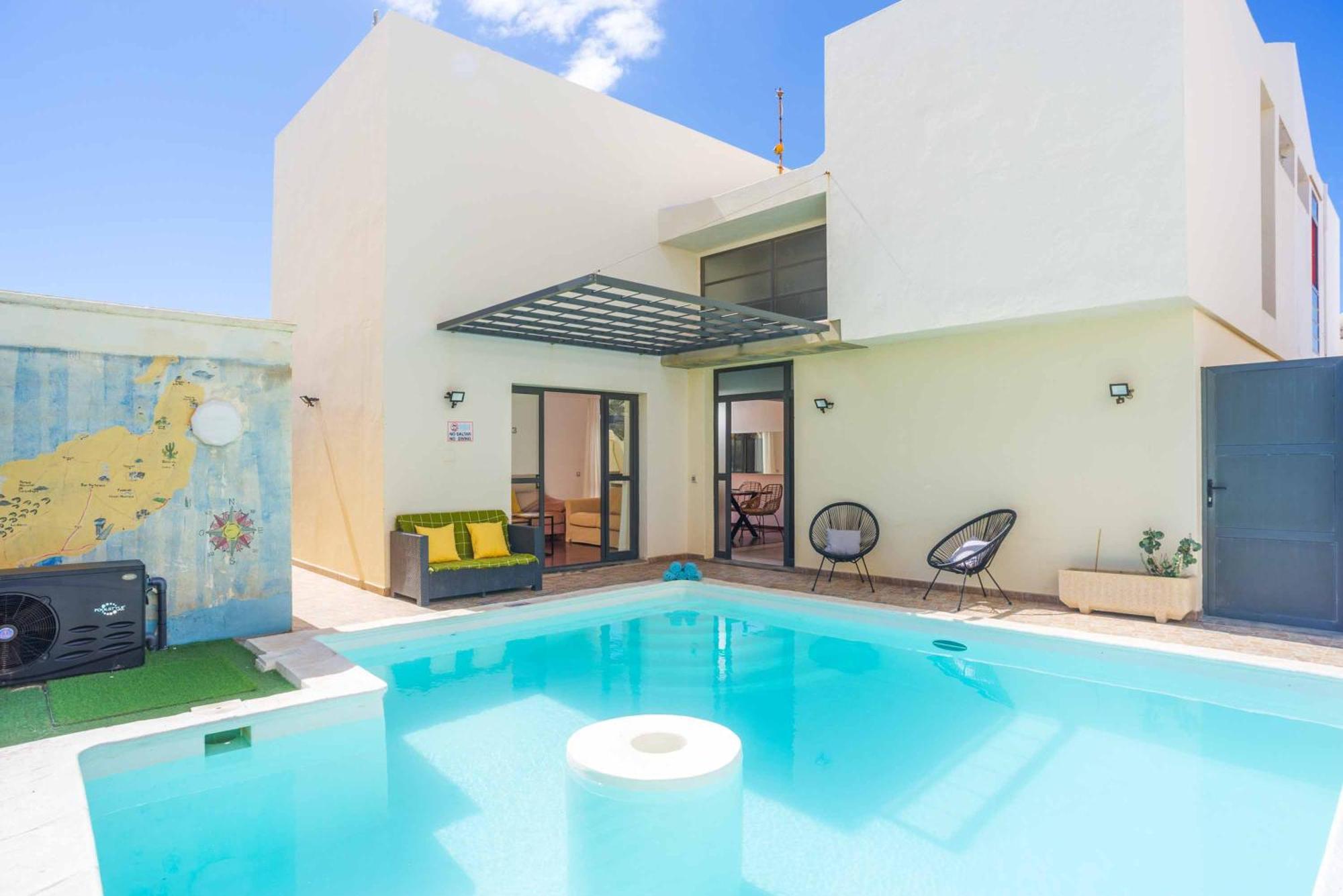 Lanzabur Villa *